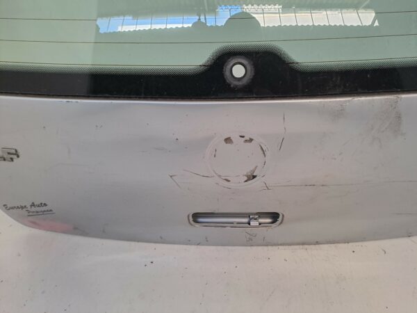 PORTON TRASERO VOLKSWAGEN GOLF IV BERLINA (1J1) 1,6 NAFTA Motor 1,6 Ltr.  101 CV  [1997 - 2003] 3 Puertas - Imagen 2
