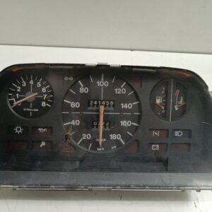 TABLERO DE INSTRUMENTOS PEUGEOT 305 BERLINA GLS NAFTA Motor 1,3 Ltr.  60 CV  [1977 - 0] 4 Puertas