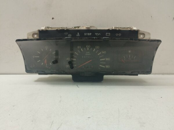 TABLERO DE INSTRUMENTOS PEUGEOT 205 BERLINA 1.8 Diesel DIESEL Motor 1,8 Ltr.  60 CV  [1983 - 1998] 3 Puertas