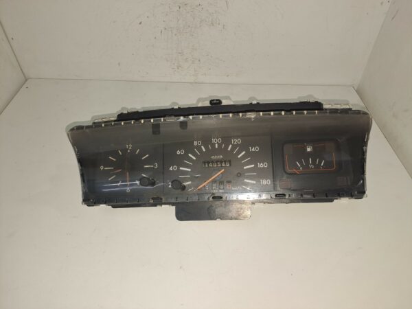TABLERO DE INSTRUMENTOS PEUGEOT 205 BERLINA 1.8 D Generation DIESEL Motor 1,8 Ltr.  58 CV  [1983 - 1998] 5 Puertas