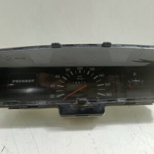 TABLERO DE INSTRUMENTOS PEUGEOT 205 BERLINA 1.8 D Generation DIESEL Motor 1,8 Ltr.  58 CV  [1983 - 1998] 3 Puertas
