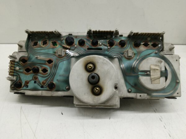 TABLERO DE INSTRUMENTOS PEUGEOT 205 BERLINA 1.8 D Generation DIESEL Motor 1,8 Ltr.  58 CV  [1983 - 1998] 3 Puertas - Imagen 2