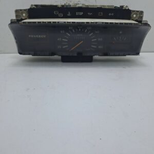 TABLERO DE INSTRUMENTOS PEUGEOT 205 BERLINA 1.8 D Generation DIESEL Motor 1,8 Ltr.  58 CV  [1983 - 1998] 5 Puertas