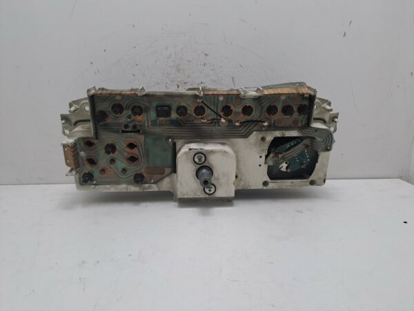 TABLERO DE INSTRUMENTOS PEUGEOT 205 BERLINA 1.8 Diesel CAT DIESEL Motor 1,8 Ltr.  58 CV  [1983 - 1998] 3 Puertas - Imagen 2