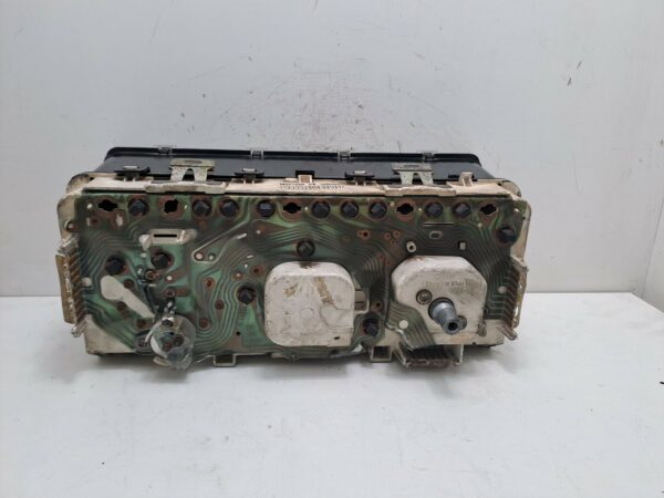 TABLERO DE INSTRUMENTOS RENAULT TRAFIC 2.1 Diesel  Motor 2,1 Ltr.  58 CV  [1981 - 0] 3 Puertas - Imagen 2
