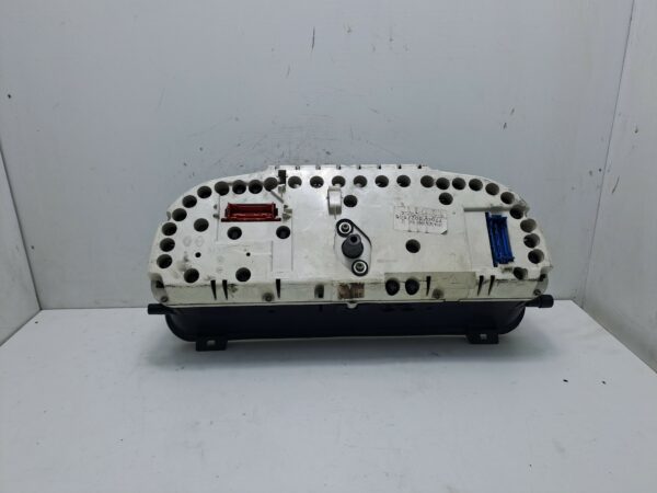TABLERO DE INSTRUMENTOS RENAULT TRAFIC (DESDE 5.89) 2.1 Diesel  Motor 2,1 Ltr.  58 CV  [1989 - 2000] 3 Puertas - Imagen 2