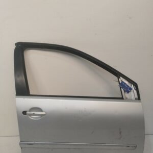 PUERTA DELANTERA DERECHA VOLKSWAGEN PASSAT BERLINA (3B3) Trendline NAFTA 95 Motor 1,8 Ltr.  150 CV  [2000 - 2005] 4 Puertas