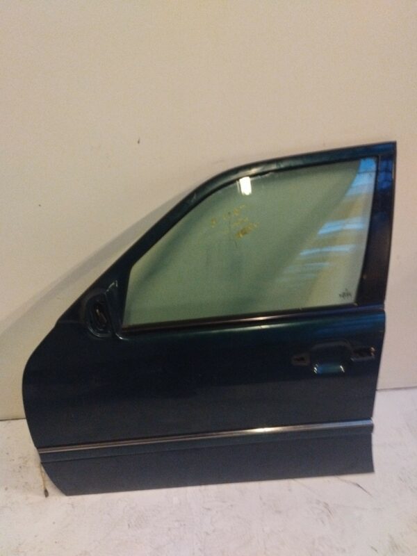 PUERTA DELANTERA IZQUIERDA MERCEDES CLASE C (W202) BERLINA 2.5 20V Turbodiesel CAT DIESEL Motor 2,5 Ltr.  150 CV  [1993 - 2000] 3 Puertas