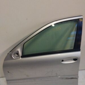 PUERTA DELANTERA IZQUIERDA MERCEDES CLASE C (W203) BERLINA 2.2 CDI CAT DIESEL Motor 2,2 Ltr.  102 CV  [2000 - 2007] 3 Puertas