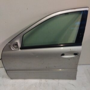PUERTA DELANTERA IZQUIERDA MERCEDES CLASE C (W203) BERLINA 2.2 CDI CAT DIESEL Motor 2,2 Ltr.  102 CV  [2000 - 2007] 3 Puertas