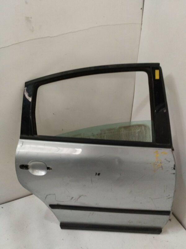 PUERTA TRASERA DERECHA VOLKSWAGEN PASSAT BERLINA (3B3) Comfortline NAFTA 95 Motor 1,8 Ltr.  150 CV  [2000 - 2005] 4 Puertas