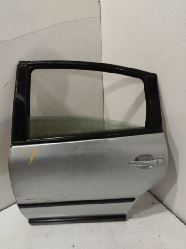 PUERTA TRASERA IZQUIERDA VOLKSWAGEN PASSAT BERLINA (3B3) Advance DIESEL Motor 1,9 Ltr.  101 CV  [2000 - 2005] 0 Puertas