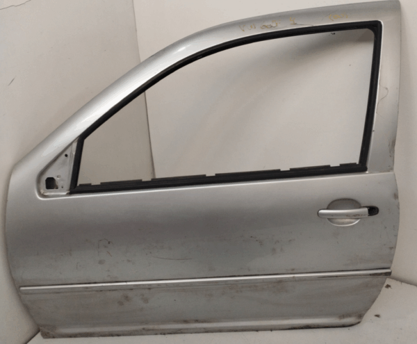 PUERTA DELANTERA IZQUIERDA VOLKSWAGEN GOLF IV BERLINA (1J1) Conceptline NAFTA Motor 1,6 Ltr.  105 CV  [1997 - 2003] 3 Puertas