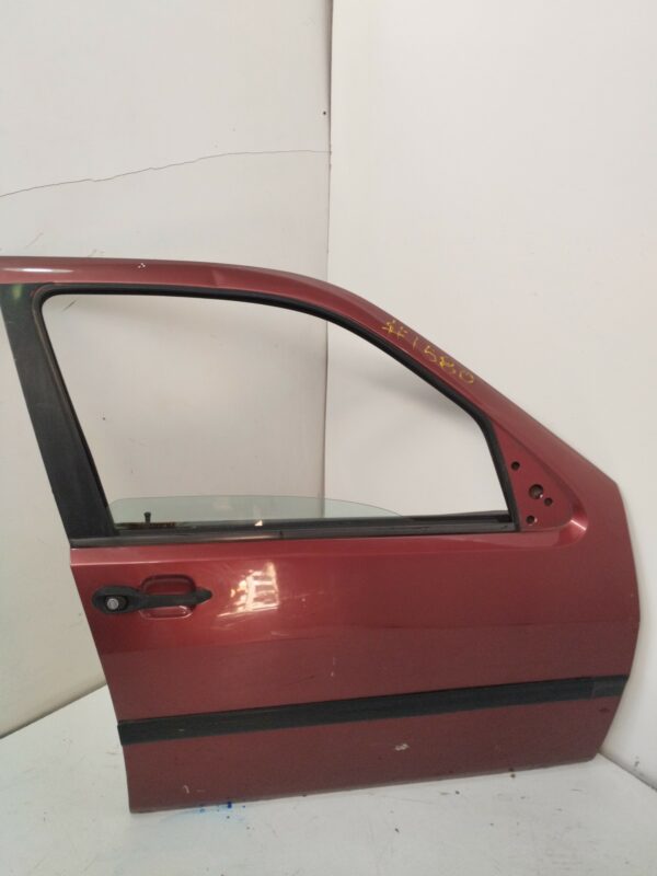 PUERTA DELANTERA DERECHA FIAT TEMPRA BERLINA (159) TD Suite NAFTA Motor 1,9 Ltr.  90 CV  [1990 - 1996] 4 Puertas