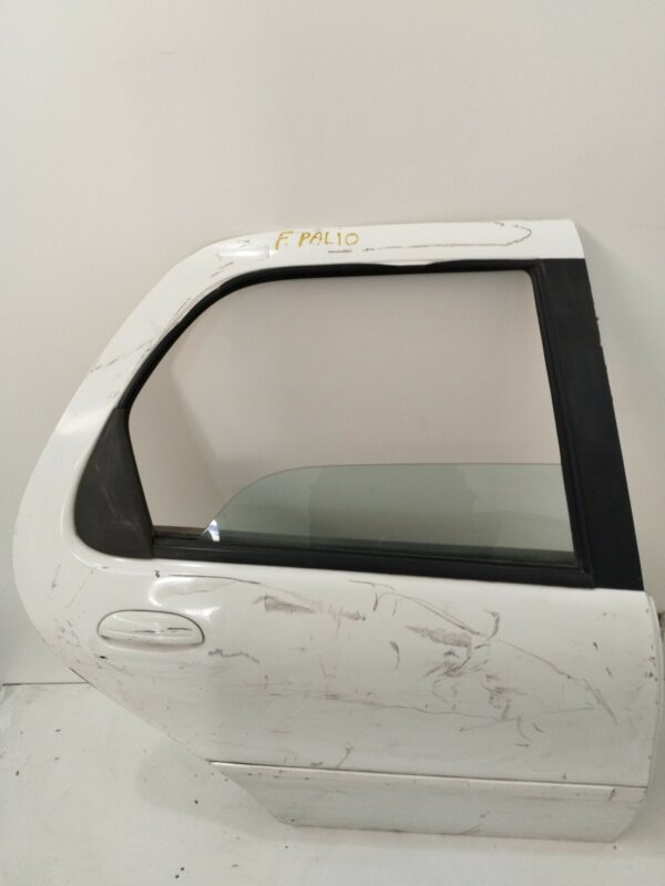 PUERTA TRASERA DERECHA FIAT PALIO BERLINA 1,2 NAFTA Motor 1,2 Ltr.  68 CV  [1999 - 0] 5 Puertas