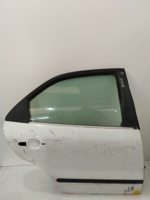 PUERTA TRASERA DERECHA FIAT BRAVA (182) TD 100 EL DIESEL Motor 1,9 Ltr.  101 CV  [1995 - 2002] 5 Puertas