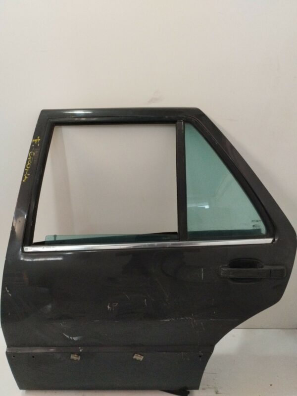 PUERTA TRASERA IZQUIERDA FIAT CROMA (182) CHT NAFTA Motor 2,0 Ltr.  90 CV  [1986 - 1996] 5 Puertas