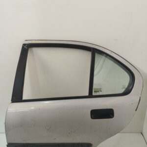 PUERTA TRASERA IZQUIERDA MG ROVER SERIE 400 (RT) 420 Si (4-ptas.) NAFTA Motor 2,0 Ltr.  136 CV  [1995 - 1999] 4 Puertas
