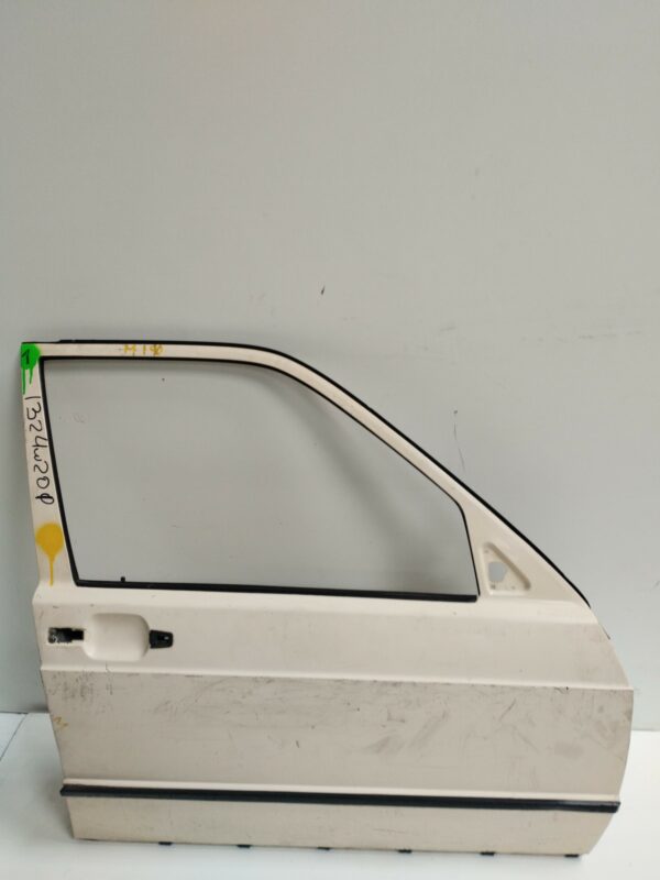 PUERTA DELANTERA IZQUIERDA MERCEDES CLASE C (W201) BERLINA 2,6 NAFTA Motor 2,6 Ltr.  166 CV  [1982 - 1993] 3 Puertas