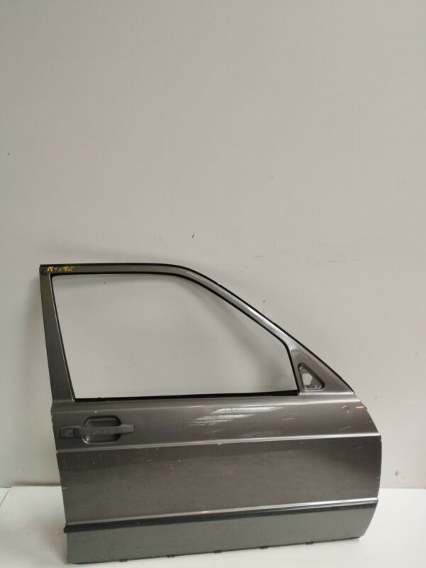 PUERTA DELANTERA DERECHA MERCEDES CLASE C (W201) BERLINA 2,6 NAFTA Motor 2,6 Ltr.  166 CV  [1982 - 1993] 3 Puertas
