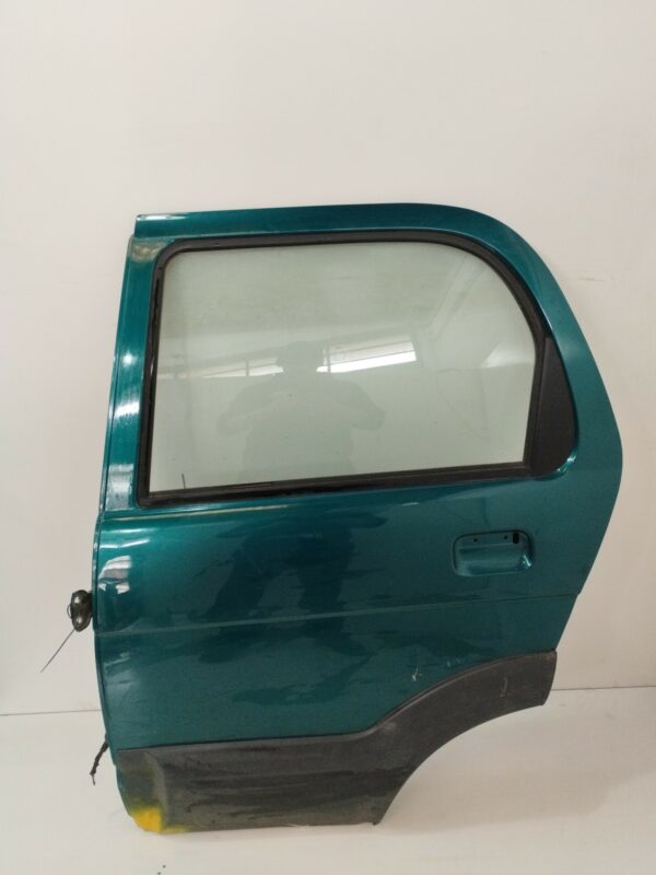 PUERTA TRASERA IZQUIERDA DAIHATSU TERIOS (J100) Black Magic NAFTA Motor 1,3 Ltr.  83 CV  [1997 - 2006] 5 Puertas
