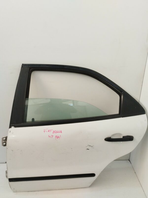PUERTA TRASERA IZQUIERDA FIAT BRAVA (182) 16V 80 SX NAFTA Motor 1,2 Ltr.  80 CV  [1995 - 2002] 5 Puertas
