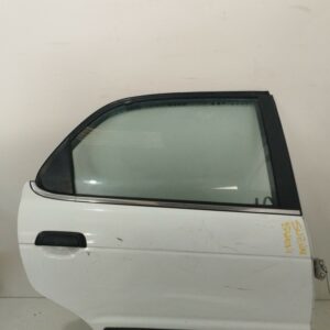 PUERTA TRASERA DERECHA SUZUKI BALENO BERLINA SY (EG) 1.6 GLX (4-ptas.) NAFTA Motor 1,6 Ltr.  97 CV  [1995 - 2001] 4 Puertas