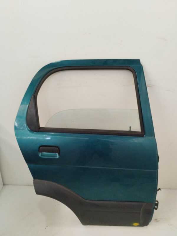 PUERTA TRASERA DERECHA DAIHATSU TERIOS (J100) Black Magic NAFTA Motor 1,3 Ltr.  83 CV  [1997 - 2006] 5 Puertas