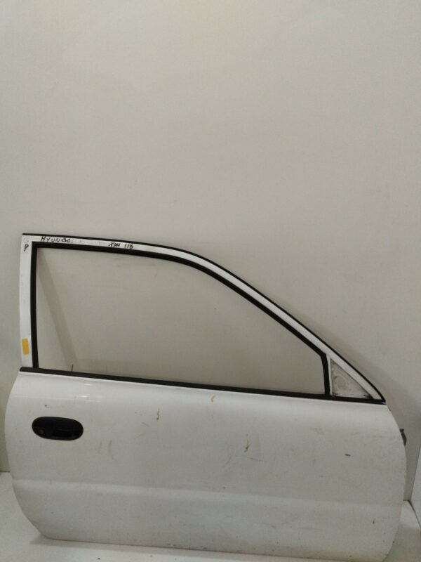PUERTA DELANTERA DERECHA HYUNDAI ACCENT (X3) 1.3 Cool Air NAFTA Motor 1,3 Ltr.  75 CV  [1994 - 1997] 4 Puertas