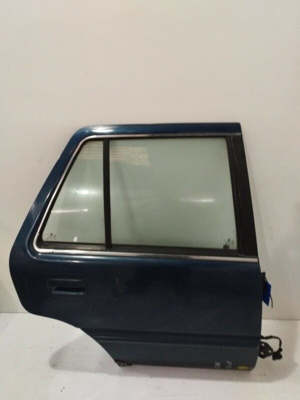 PUERTA TRASERA DERECHA HYUNDAI PONY (X2) 1.5 GLS NAFTA Motor 1,5 Ltr.  83 CV  [1991 - 0] 4 Puertas