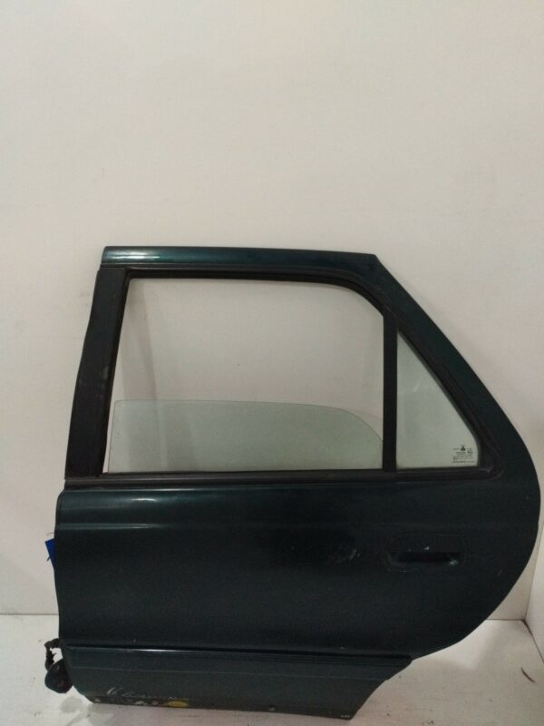 PUERTA TRASERA IZQUIERDA HYUNDAI LANTRA (J1) 1.6 16V GLS DOHC NAFTA Motor 1,6 Ltr.  114 CV  [1991 - 0] 4 Puertas