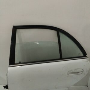PUERTA TRASERA IZQUIERDA HYUNDAI SONATA (Y4) 2.0i 16V GLS NAFTA Motor 2,0 Ltr.  136 CV  [1998 - 2005] 4 Puertas