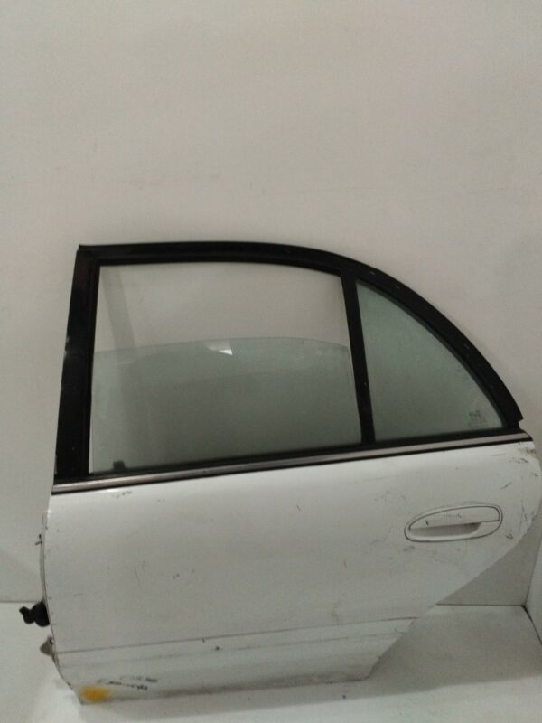 PUERTA TRASERA IZQUIERDA HYUNDAI SONATA (Y4) 2.0i 16V GLS NAFTA Motor 2,0 Ltr.  136 CV  [1998 - 2005] 4 Puertas