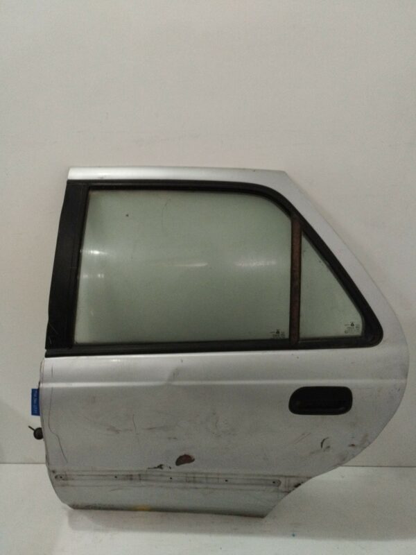 PUERTA TRASERA IZQUIERDA HYUNDAI LANTRA (J1) 1.6 16V GLS DOHC NAFTA Motor 1,6 Ltr.  114 CV  [1991 - 0] 4 Puertas