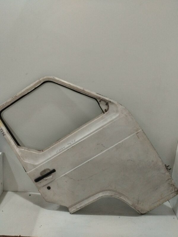 PUERTA DELANTERA DERECHA NISSAN TRADE 3.0 Diesel DIESEL Motor 3,0 Ltr.  86 CV  [1994 - 1996] 3 Puertas
