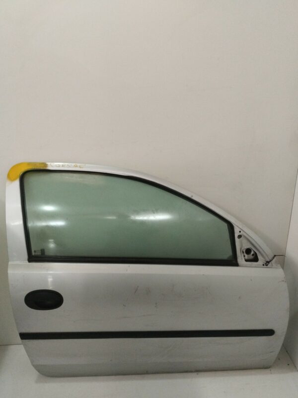 PUERTA DELANTERA DERECHA OPEL CORSA 2 Comfort NAFTA 95 Motor 1,2 Ltr.  75 CV  [2000 - 2003] 3 Puertas