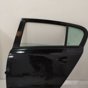 PUERTA TRASERA IZQUIERDA OPEL ASTRA H BER. Cosmo DIESEL Motor 1,7 Ltr.  101 CV  [2006 - 2010] 5 Puertas
