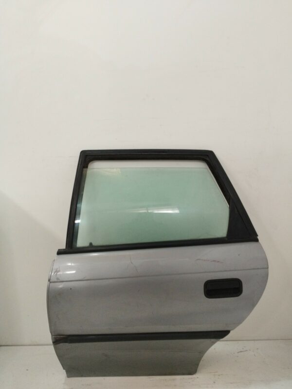 PUERTA TRASERA IZQUIERDA OPEL ASTRA F BERLINA Merit NAFTA Motor 1,6 Ltr.  101 CV  [1991 - 1998] 4 Puertas