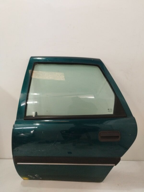 PUERTA TRASERA IZQUIERDA OPEL VECTRA A V6 NAFTA Motor 2,5 Ltr.  170 CV  [1988 - 0] 4 Puertas