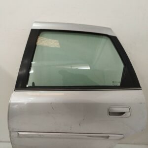 PUERTA TRASERA IZQUIERDA OPEL VECTRA B BERLINA Básico NAFTA 95 Motor 1,8 Ltr.  116 CV  [1995 - 2002] 4 Puertas