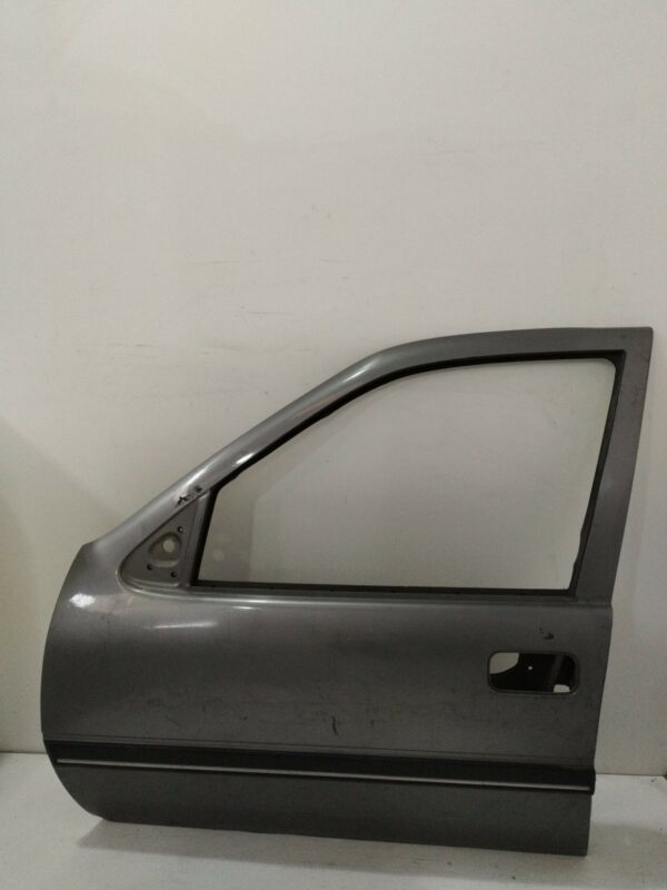 PUERTA DELANTERA IZQUIERDA OPEL VECTRA B BERLINA Básico DIESEL Motor 1,7 Ltr.  82 CV  [1995 - 2002] 4 Puertas