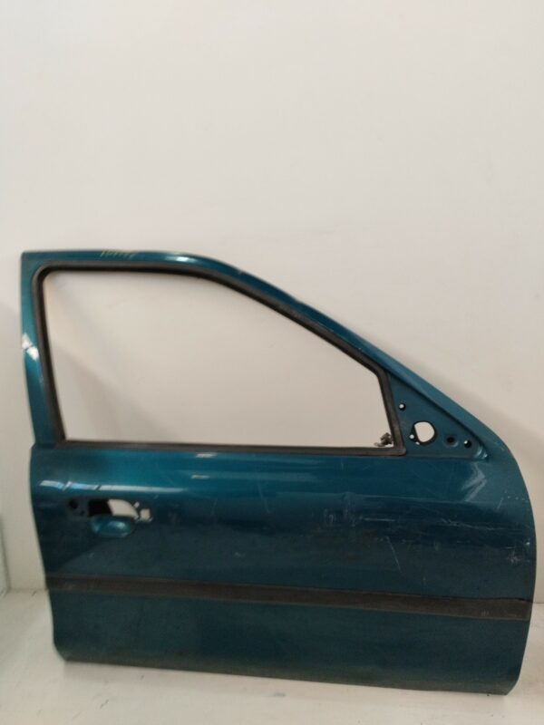 PUERTA DELANTERA DERECHA FORD MONDEO BERLINA (GD) CLX NAFTA Motor 2,5 Ltr.  170 CV  [1996 - 2001] 4 Puertas