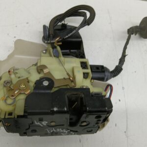 CERRADURA PUERTA TRASERA IZQUIERDA VOLKSWAGEN PASSAT VARIANT (3B6) Trendline 4motion DIESEL Motor 1,9 Ltr.  131 CV  [2000 - 2005] 5 Puertas