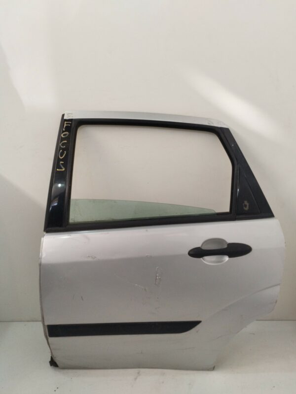 PUERTA TRASERA IZQUIERDA FORD FOCUS BERLINA (CAK) Ambiente NAFTA Motor 1,8 Ltr.  116 CV  [1998 - 2004] 5 Puertas