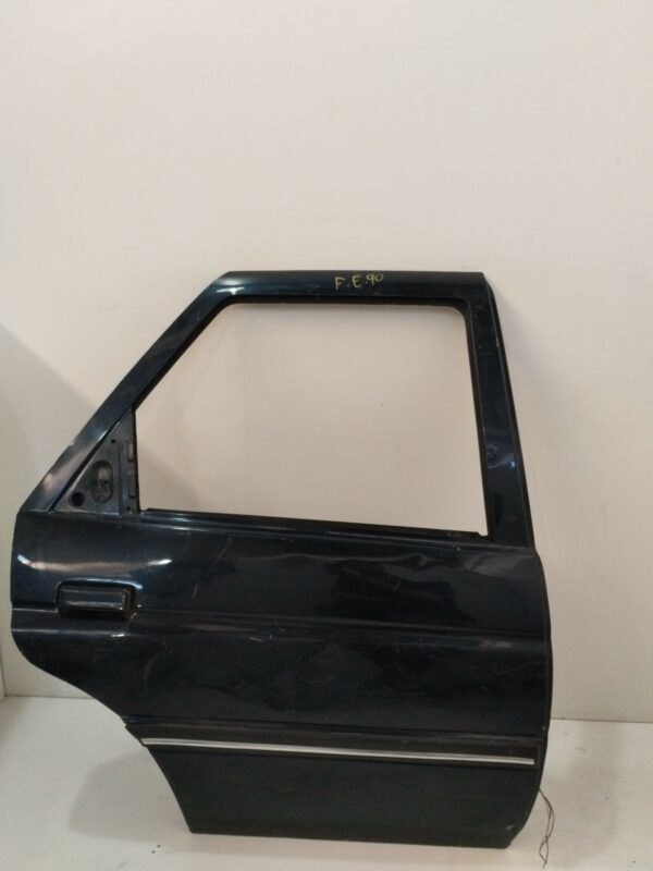 PUERTA TRASERA DERECHA FORD ESCORT BERL./TURNIER Atlanta Berlina DIESEL Motor 1,8 Ltr.  58 CV  [1995 - 2000] 5 Puertas