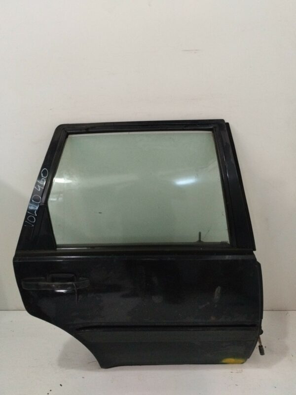 PUERTA TRASERA DERECHA VOLVO SERIE 460 2.0i Action NAFTA Motor 2,0 Ltr.  109 CV  [1989 - 1997] 4 Puertas
