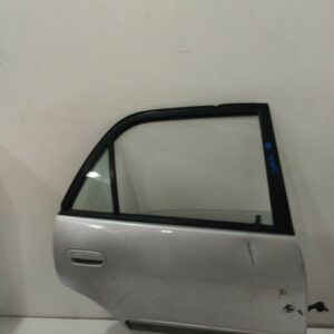 PUERTA TRASERA DERECHA TOYOTA COROLLA (E11) 2.0 D Linea Luna (3-ptas.) DIESEL Motor 2,0 Ltr.  72 CV  [1997 - 2000] 5 Puertas