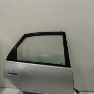 PUERTA TRASERA DERECHA TOYOTA COROLLA (E11) 1.6 Linea Luna (5-ptas.) NAFTA Motor 1,6 Ltr.  110 CV  [1997 - 2000] 5 Puertas
