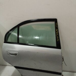 PUERTA TRASERA DERECHA MITSUBISHI CARISMA BERLINA 5 (DA0) 1900 DI-D Comfort DIESEL Motor 1,9 Ltr.  102 CV  [1999 - 2005] 5 Puertas