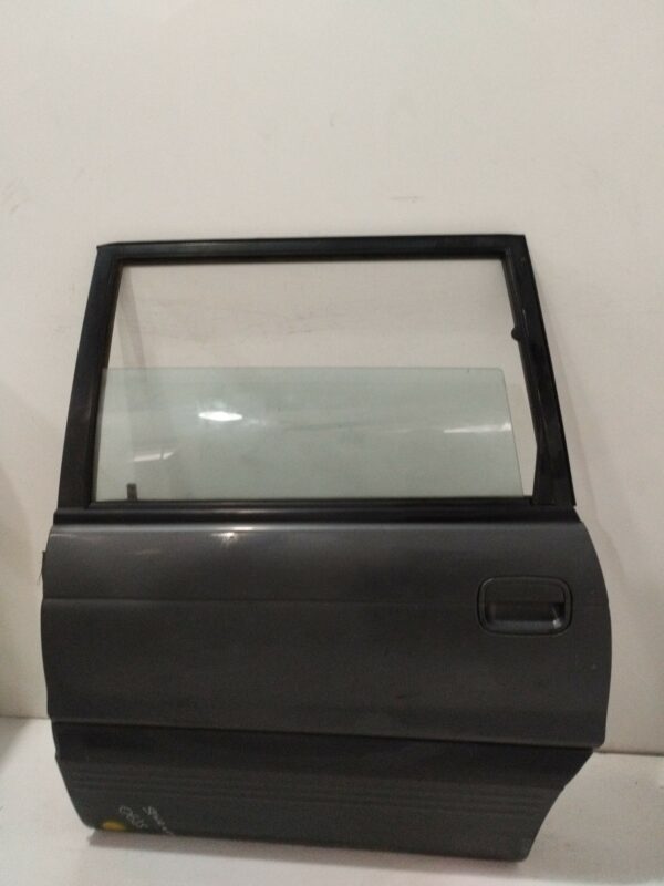 PUERTA TRASERA IZQUIERDA MITSUBISHI SPACE WAGON (N80/N90) 2.0 Cool NAFTA Motor 2,0 Ltr.  133 CV  [1998 - 2005] 5 Puertas